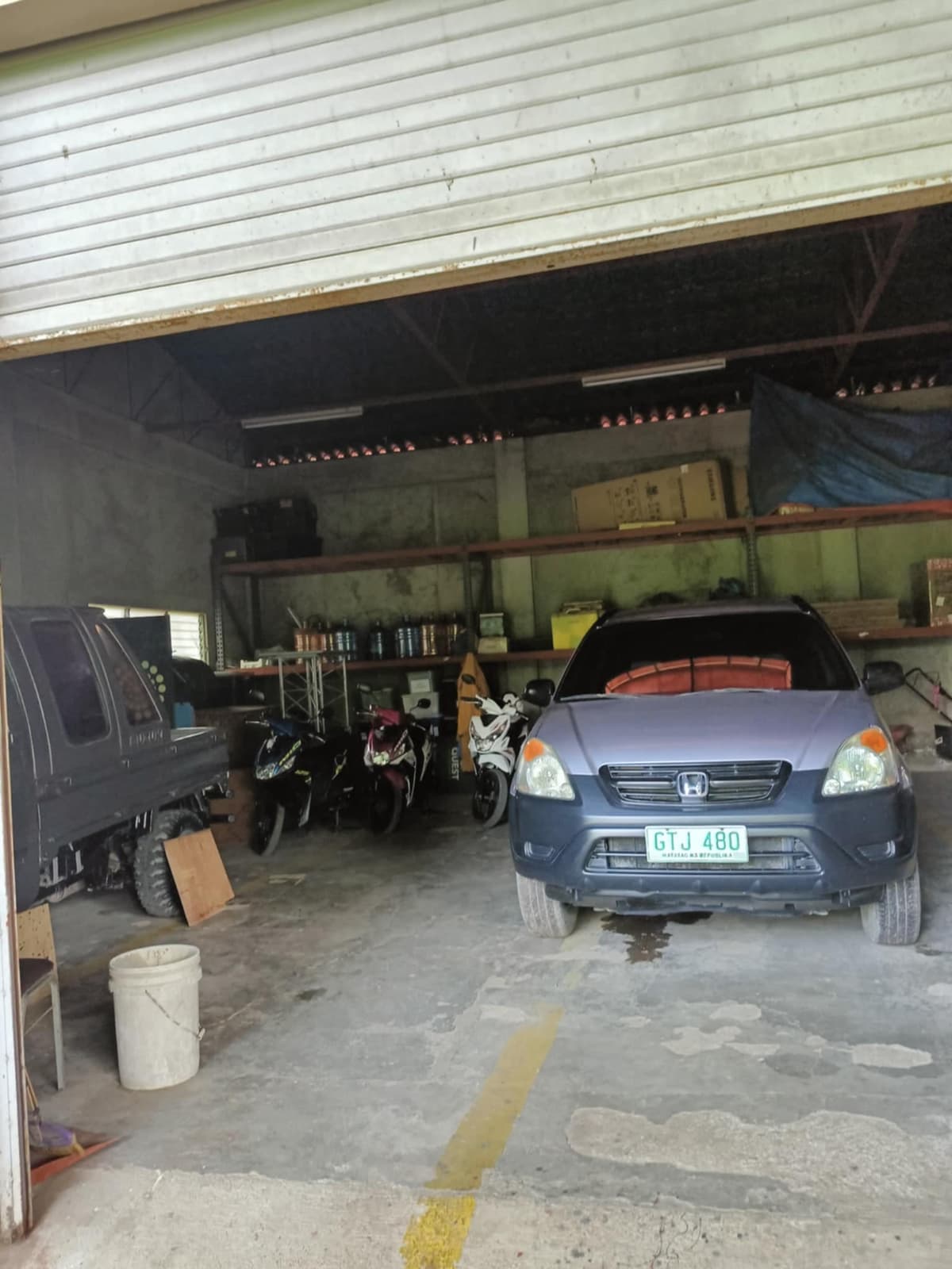 3 STOREY BUILDING WITH ROOF TOP AND  5 APARTMENT UNITS FOR SALE - photo 7