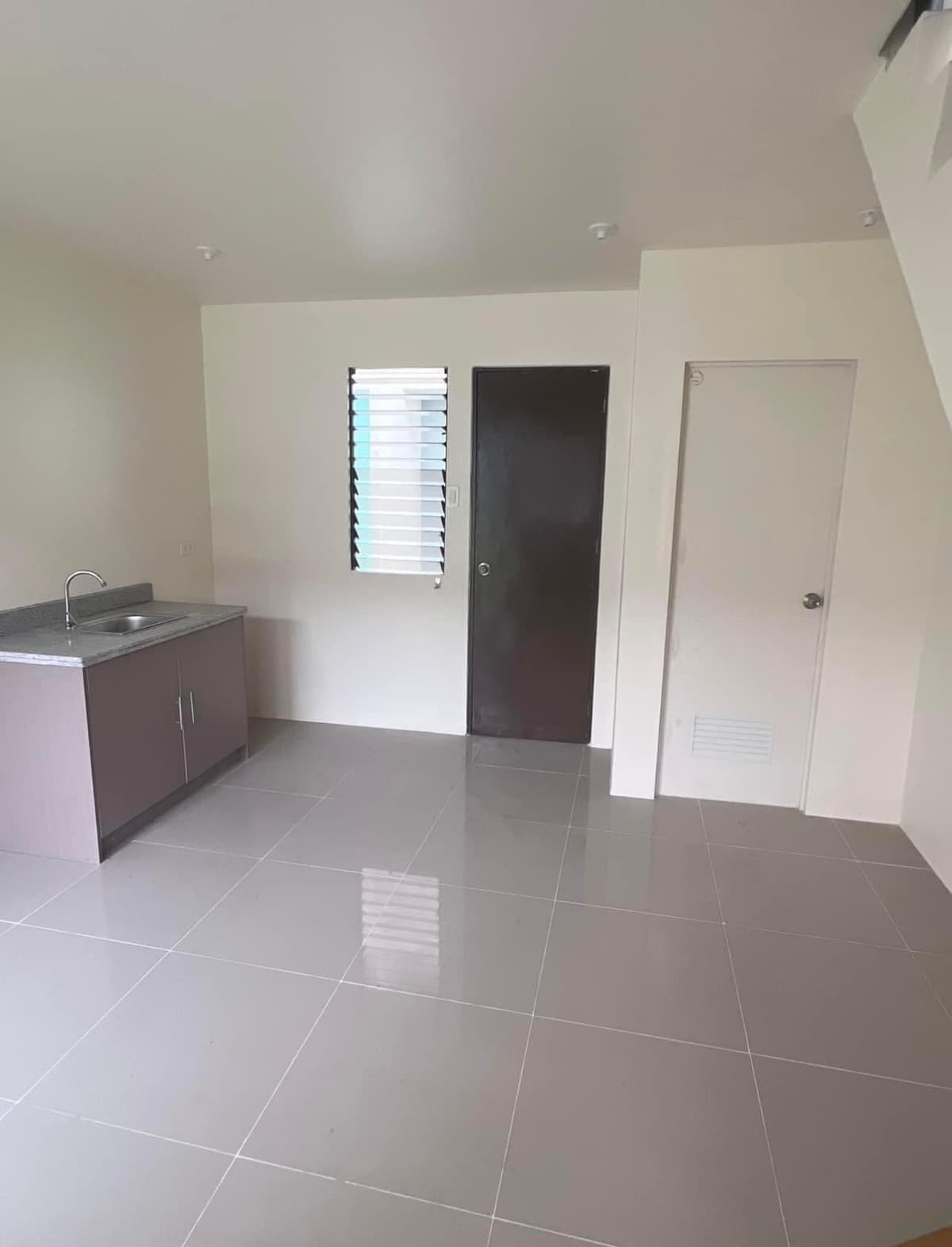 TWO-BEDROOM BRAND NEW HOUSE AND LOT FOR SALE - photo 3