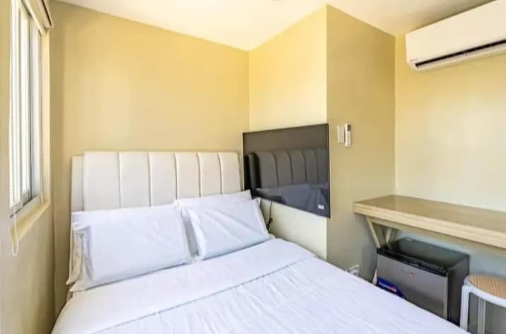 FORSALE BRAND NEW FULLY FURNISHED SEA VIEW CORNER UNIT WITH BALCONY IN CITYSCAPE GRAND TOWER - photo 4