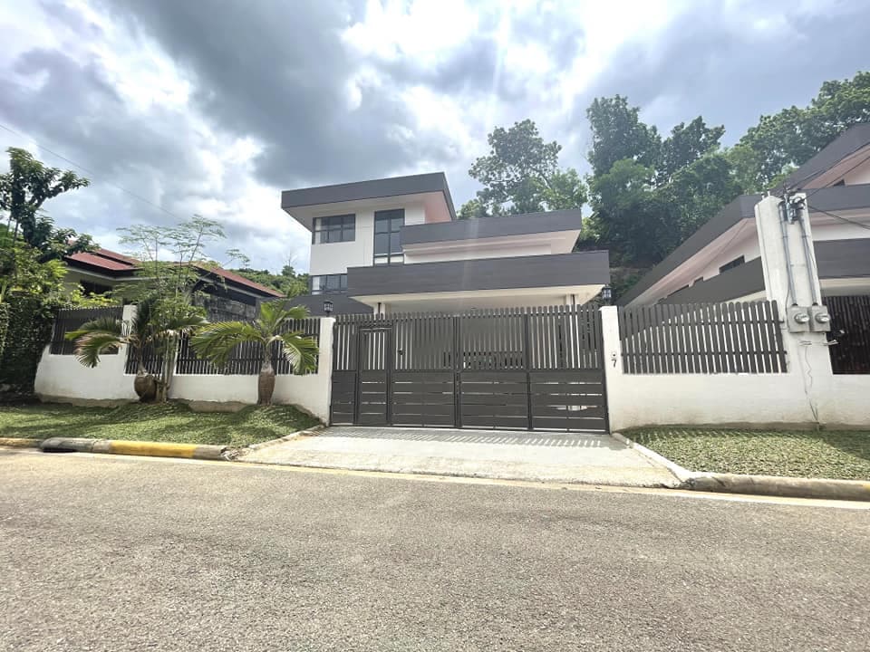 SILVER HILLS SUBDIVION (#7) HOUSE FOR RENT!! - photo 1