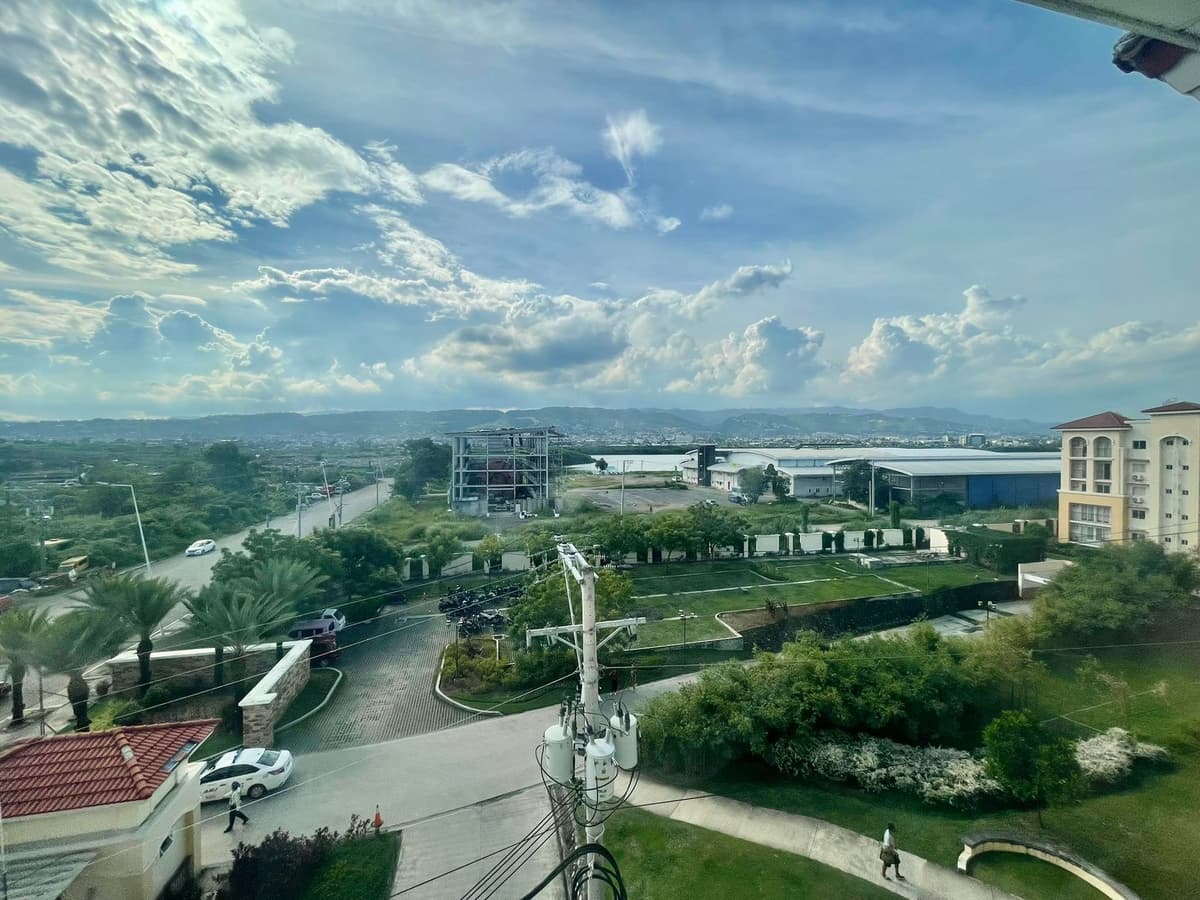 Furnished 2BR Condo Unit for Sale in San Remo Oasis, Cebu City - photo 6