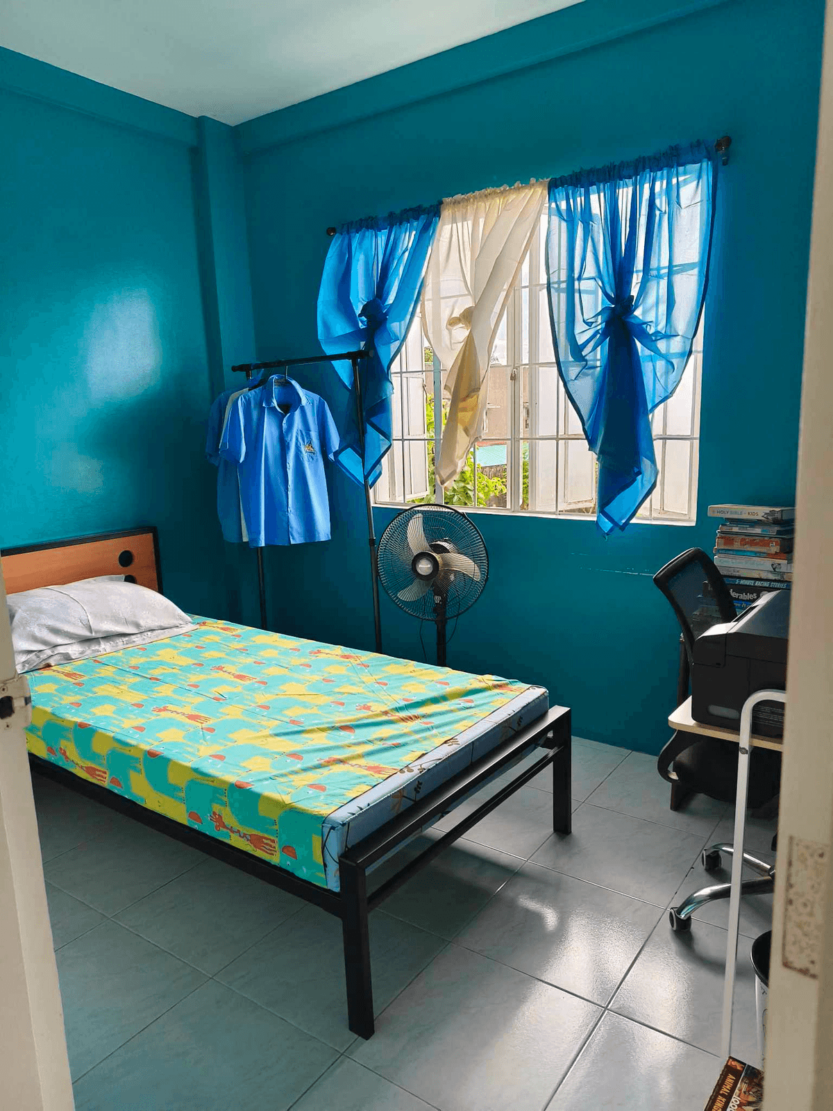 HOUSE AND LOT: PARKVIEW VILLAGE - photo 2