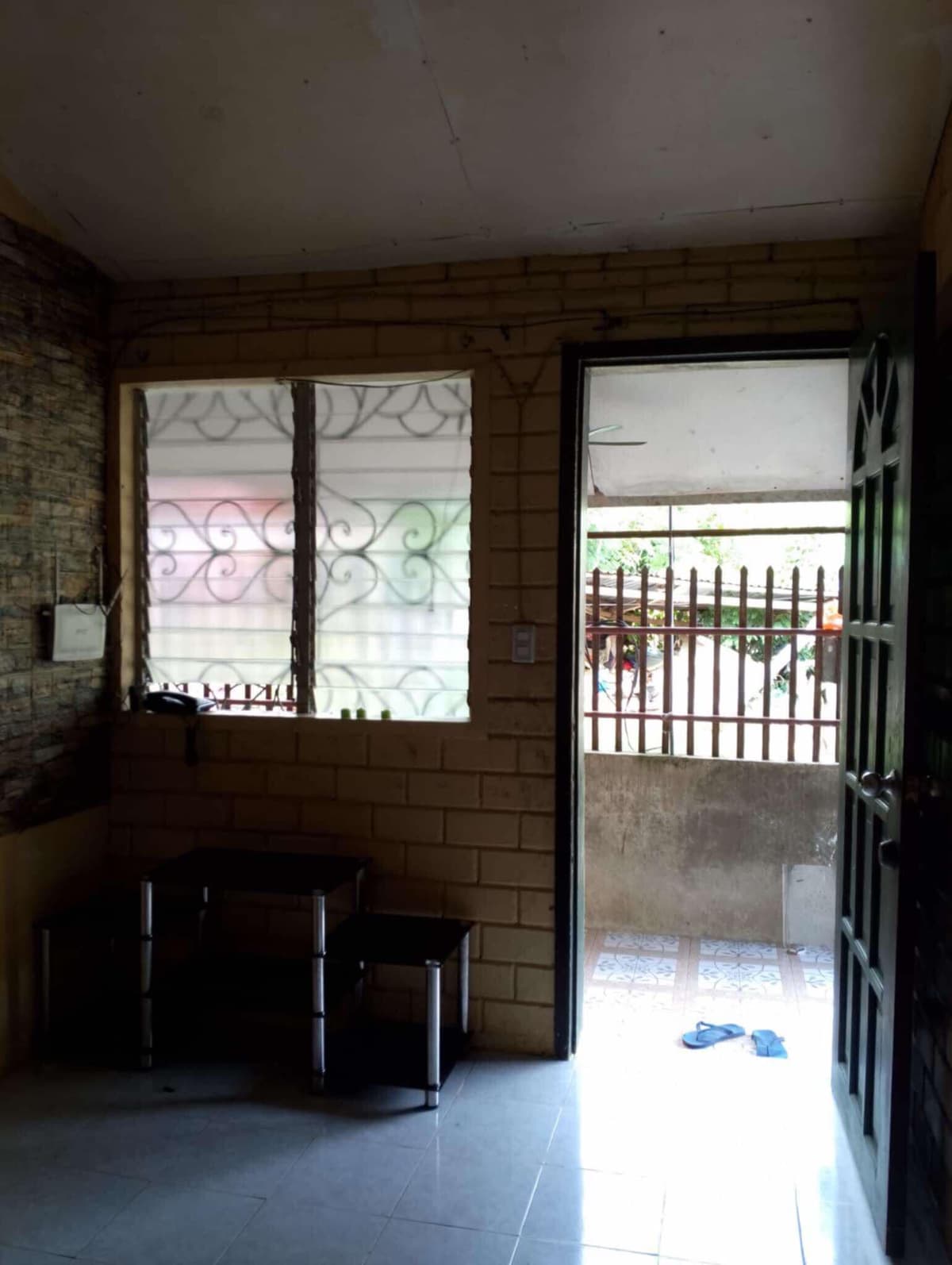 HOUSE AND LOT FOR RENT IN SABANG, DANAO CITY - photo 3