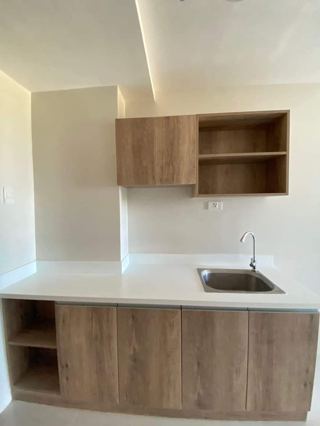 For Assume One BR Condo with Parking Included at Primeworld District Mactan - photo 6