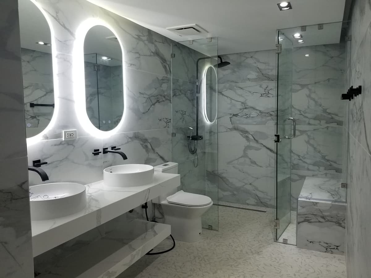 For Sale or Rent: Newly Renovated Luxury Bi-Level Corner Penthouse Unit at Avalon in Cebu Business Park - photo 7