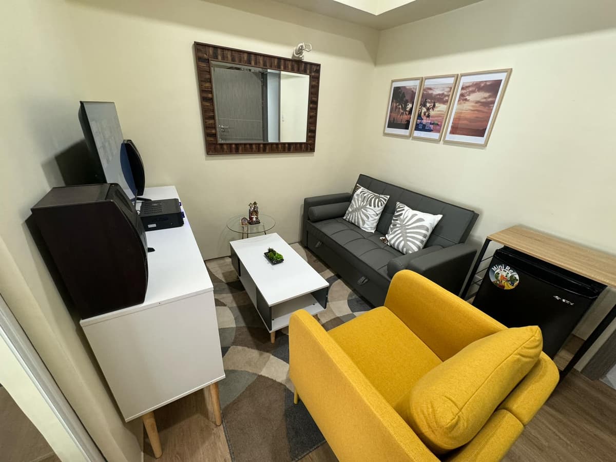 FOR ASSUME: 1 BR Condo Unit with Parking Space included at NORTHWOODS PLACE CONDO RFO - photo 5