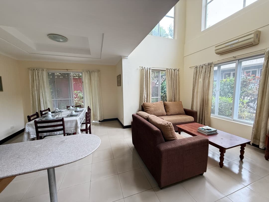 Stunning 3-Bedroom Townhouse for Sale at The Courtyard, Canyonwoods  - photo 4