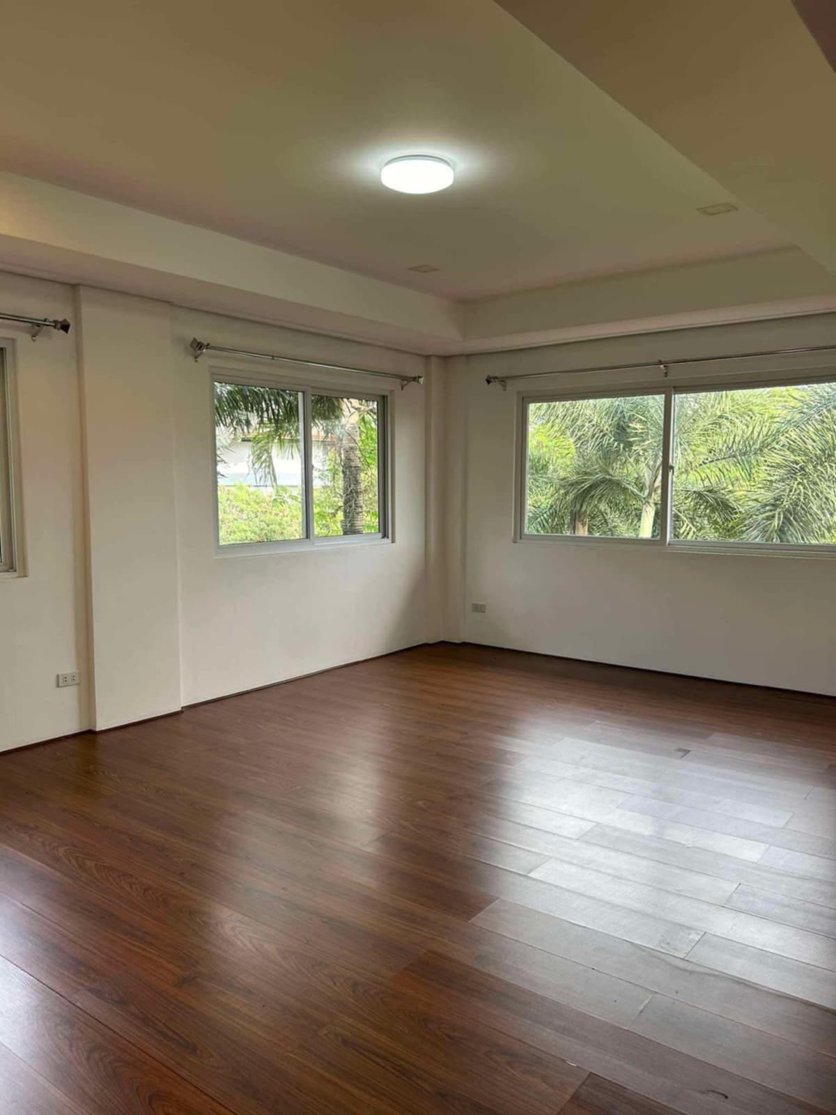 HOUSE FOR SALE – Loyola Grand Villas, Marikina City - photo 1