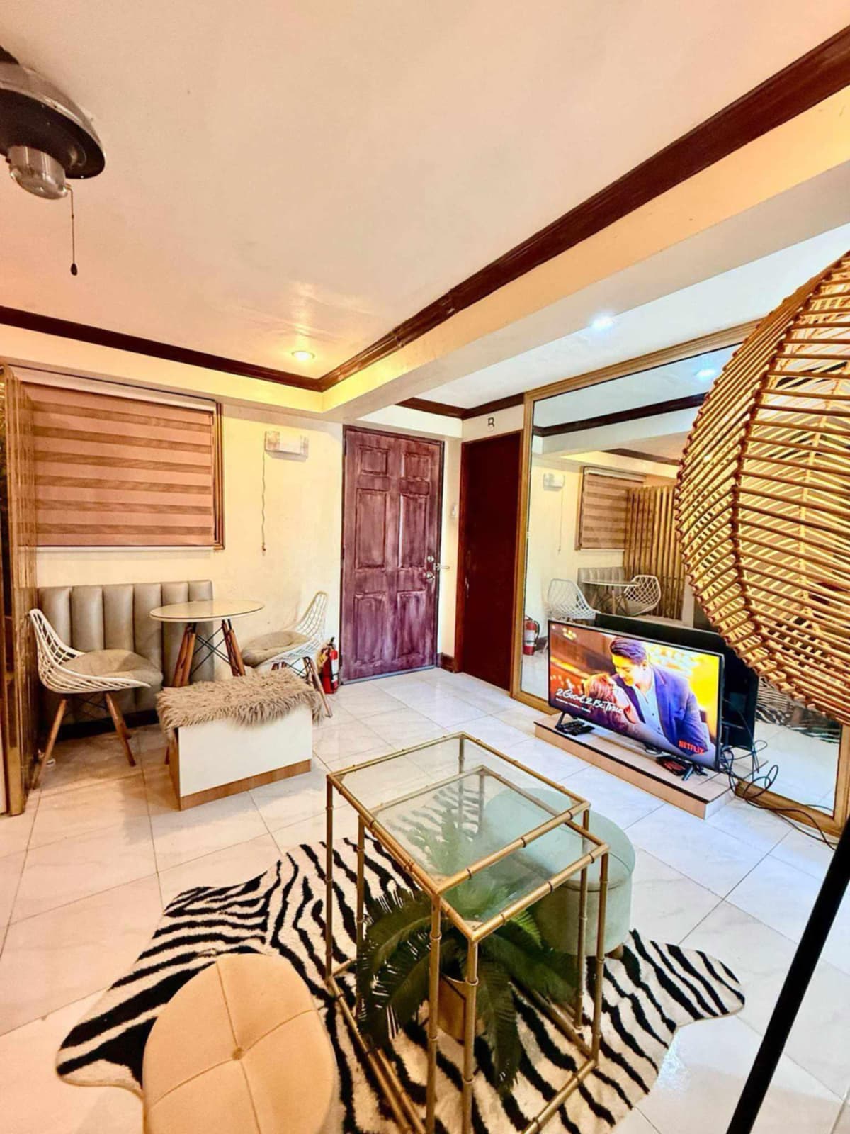 FOR SALE: 2 Bedroom Unit in Mactan Oasis Gardens Condominium - photo 6