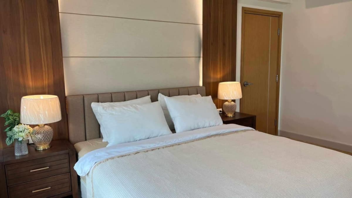 Beautiful 2Bedroom with Parking at Park Point Residences - photo 7