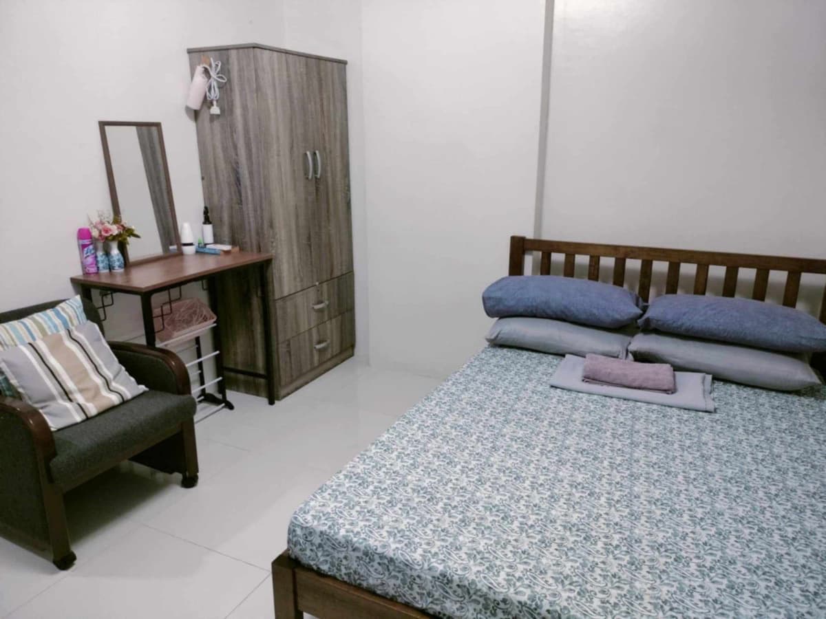 STUDIO UNIT FOR RENT - photo 1