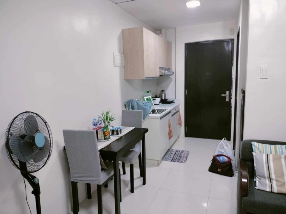 STUDIO UNIT FOR RENT - photo 3