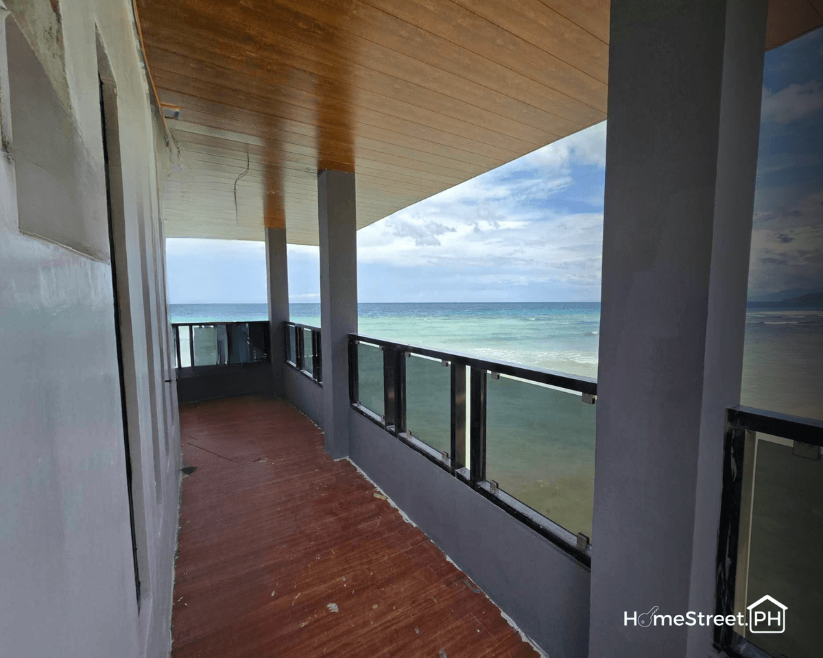 BEACHFRONT REST HOUSE FOR SALE IN OSLOB - photo 1