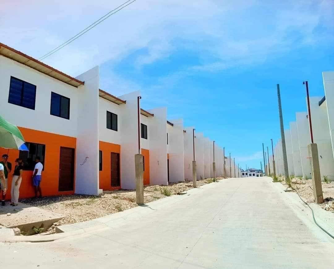 SACRIFICE SALE BARE UNIT IN TALISAY - photo 6