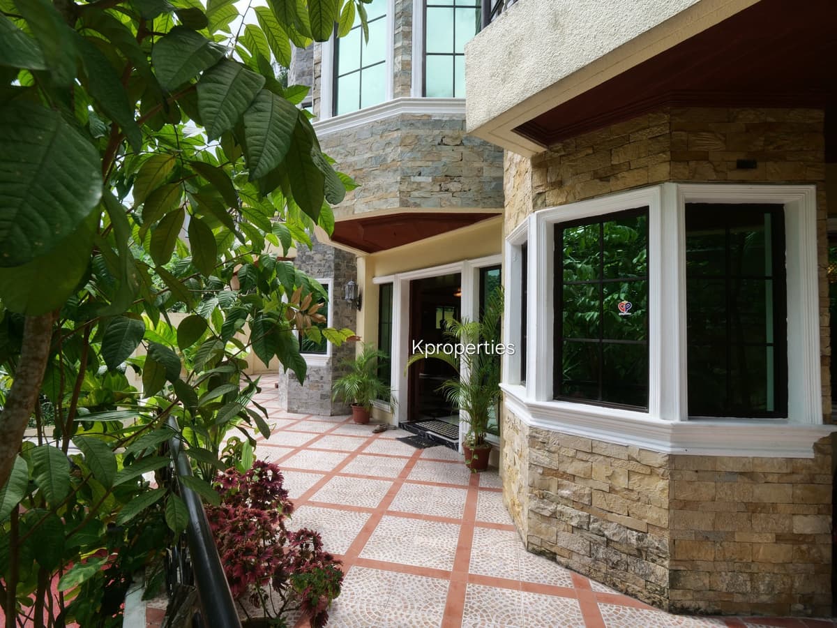 Castle House Maria Luisa - photo 4