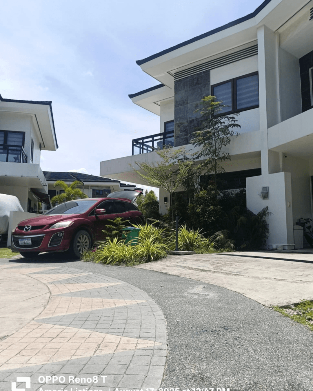 For Sale End unit Townhouse in Pristina North Subd Talamban - photo 2