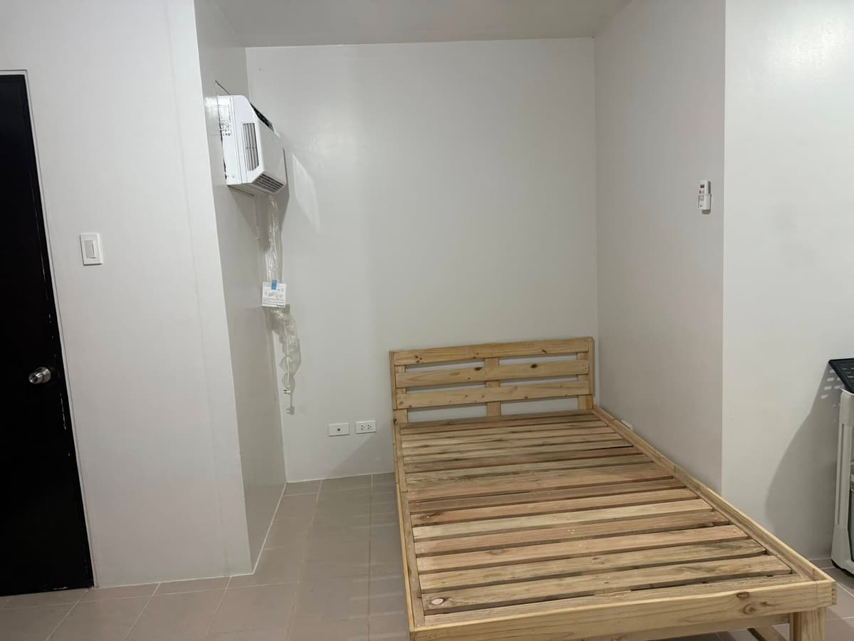 Semi-furnished studio in Plumera Mactan - photo 6