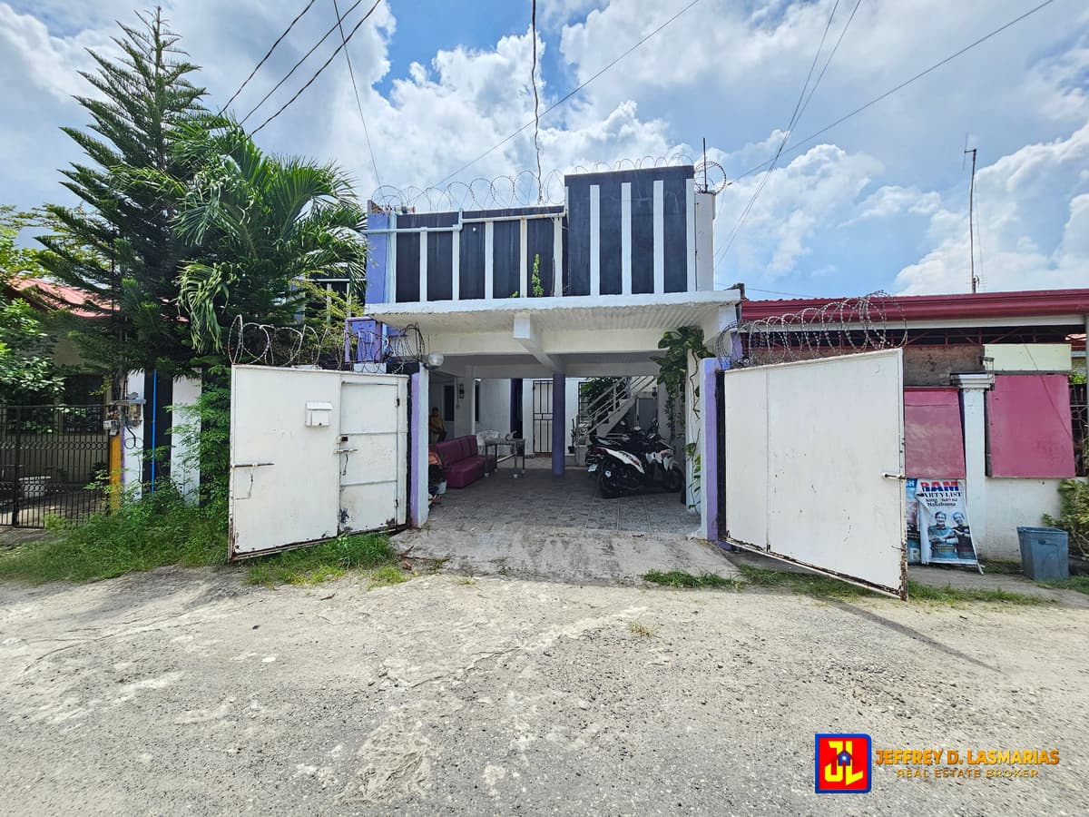 Rush Sale House in Batinguel, Dumaguete [available] - photo 1