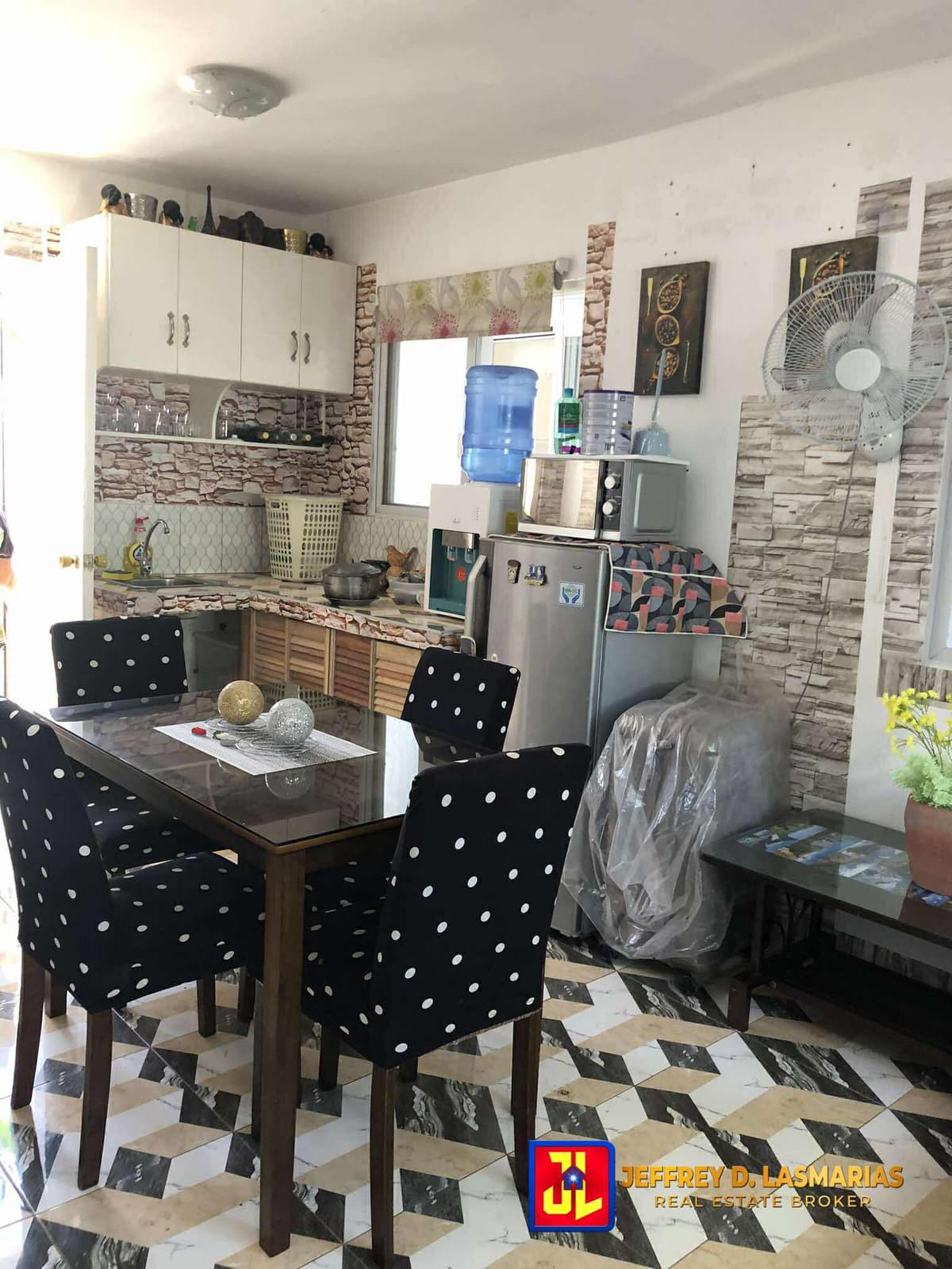 Very Urgent Sale House in Camella Cantil-e, Dumaguete [available] - photo 1