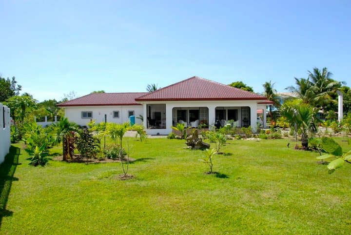 For Sale: 1000sqm Residential Lot in SRP - photo 2