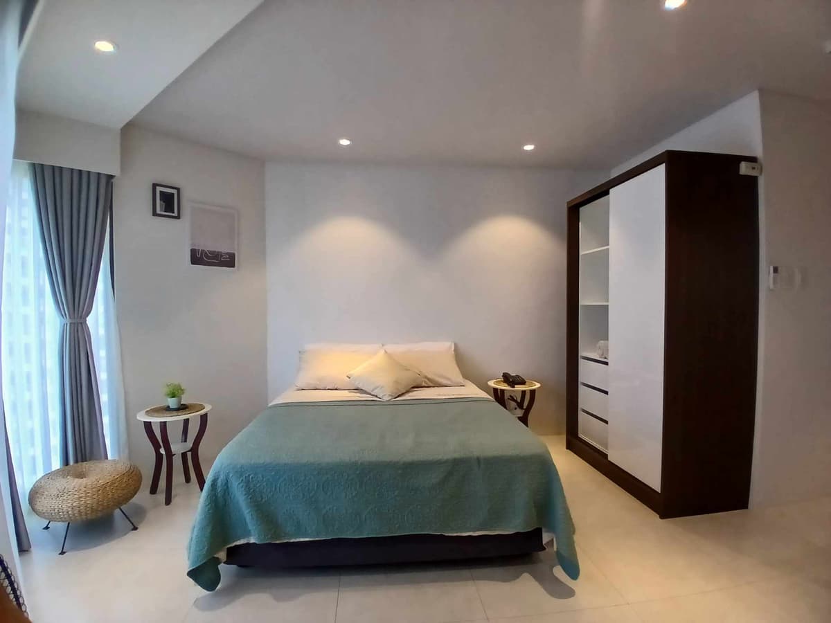 Studio Unit in Tambuli Seaside Living for Rent or For Sale - photo 2