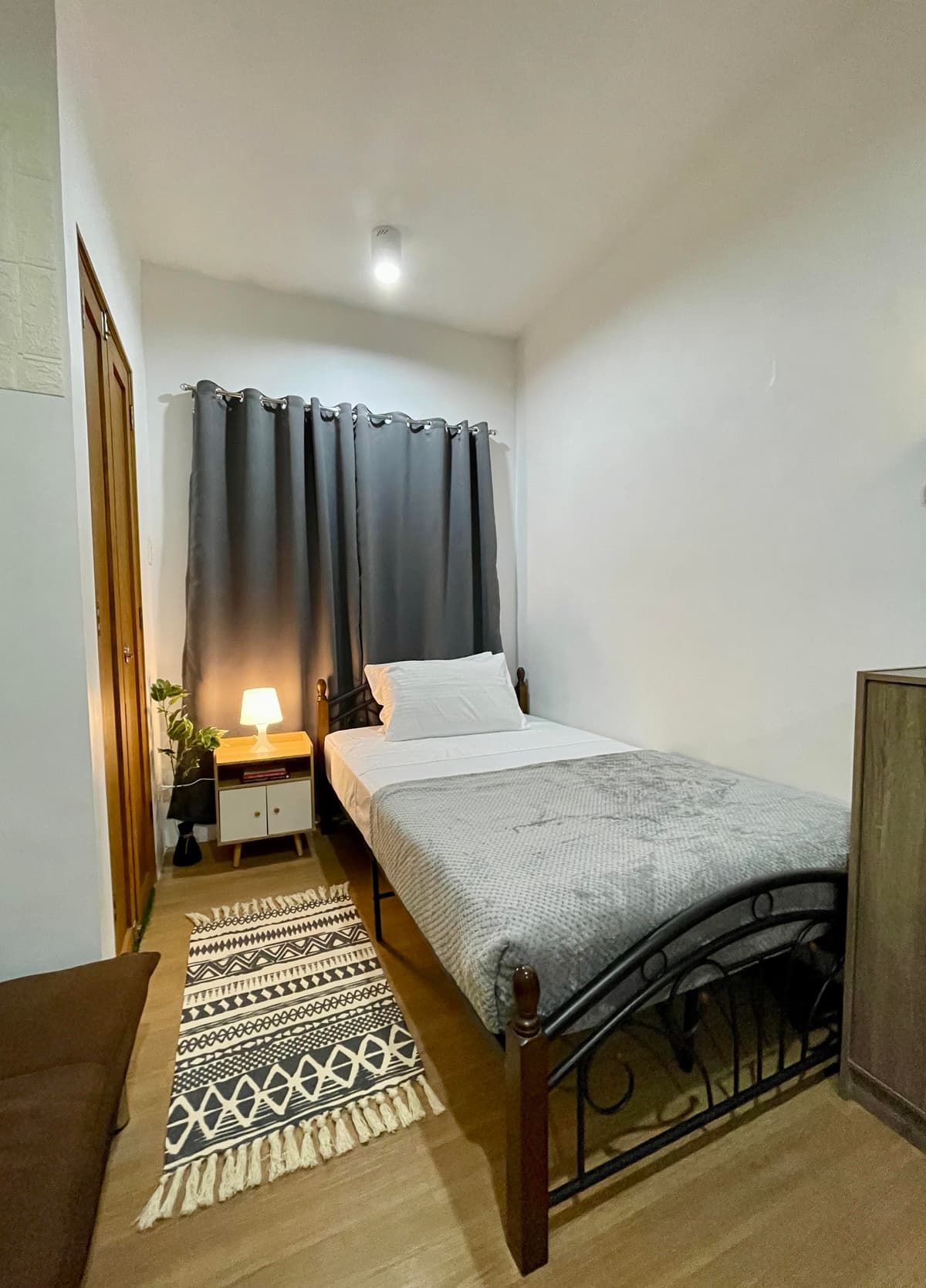 Bayanihan Flats Mactan Condo Studio unit for Rent - photo 7