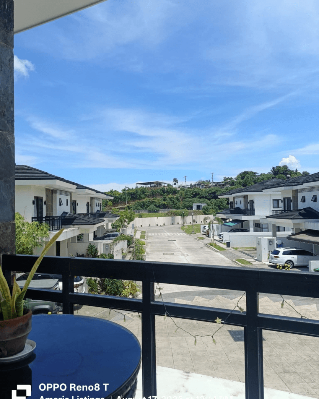 End unit townhouse for sale  in Pristina North Talamban Cebu - photo 3