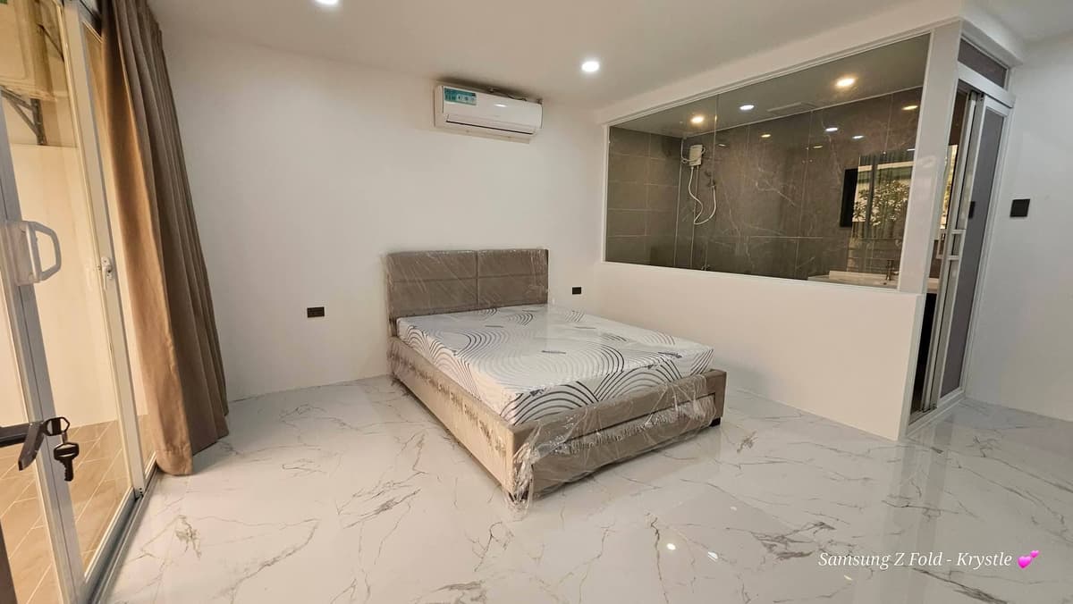 5BR House in Lahug with Private Pool  - photo 6