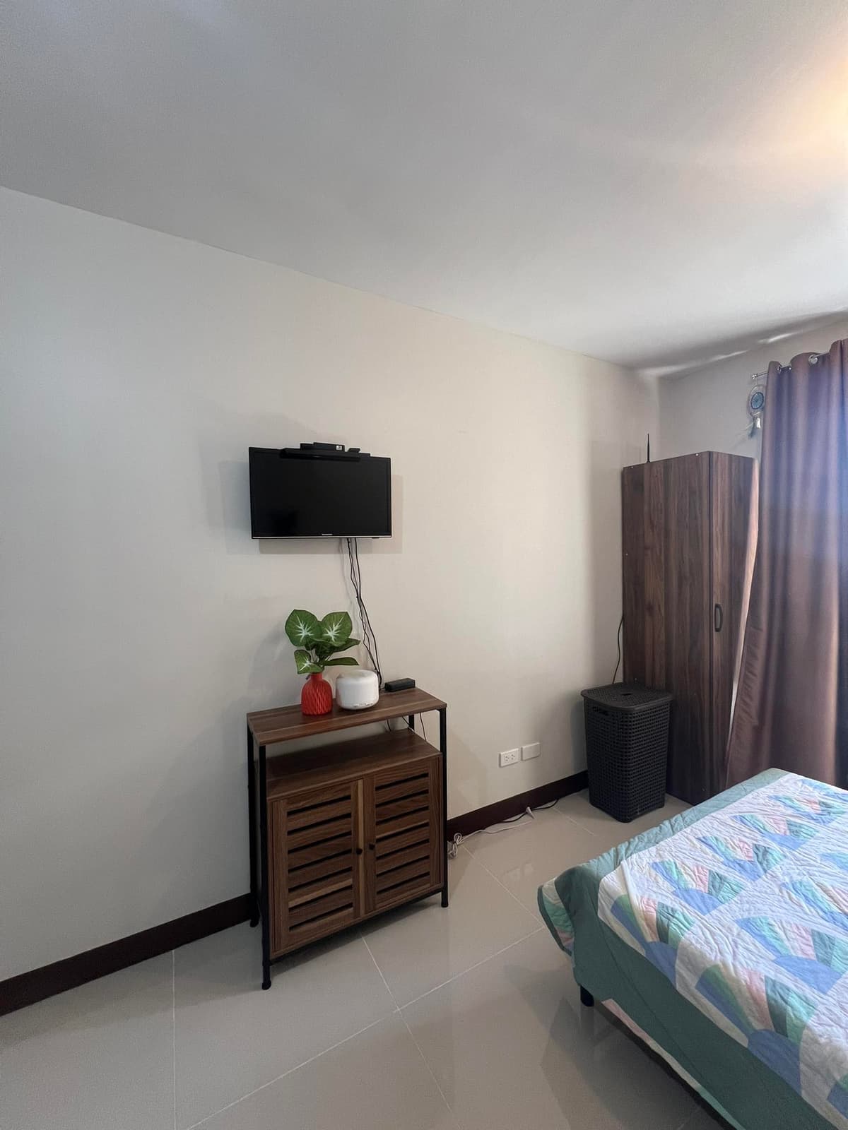 For Rent Studio Unit in Seakyung - photo 2