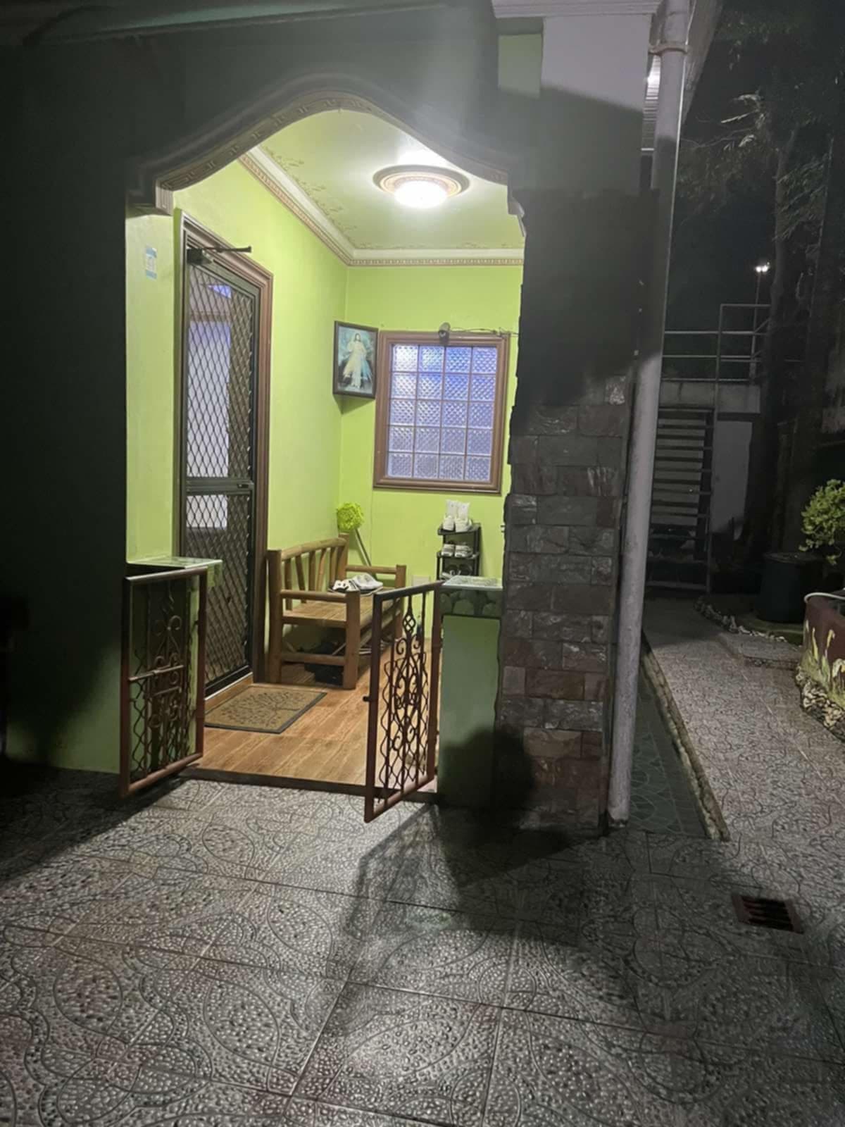 for sale beach house in liloan cebu - photo 6