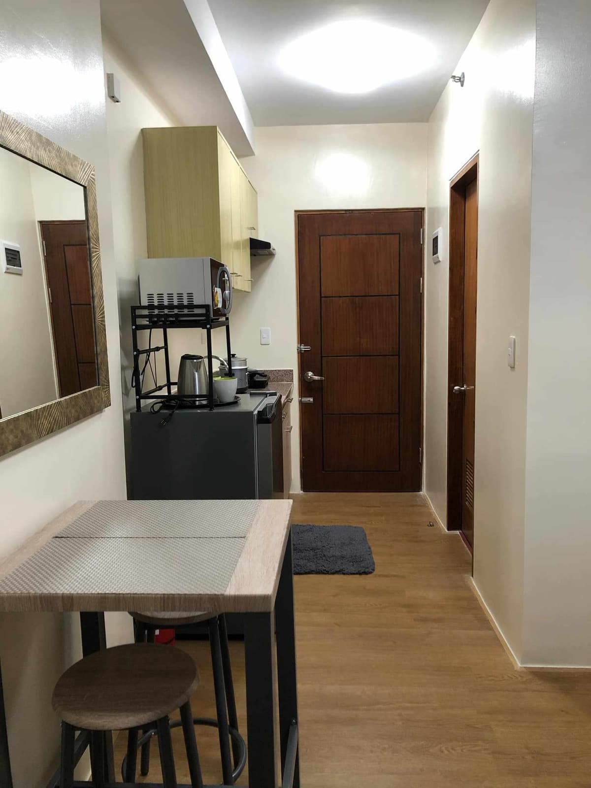 Cozy Studio in Prime Location - Your Perfect City Retreat - photo 5