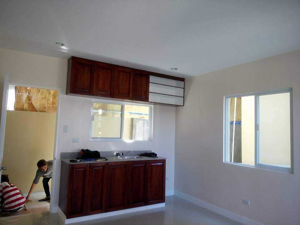2 Bedroom Townhouse, Corner Unit For SALE in Talisay City, Cebu - photo 2