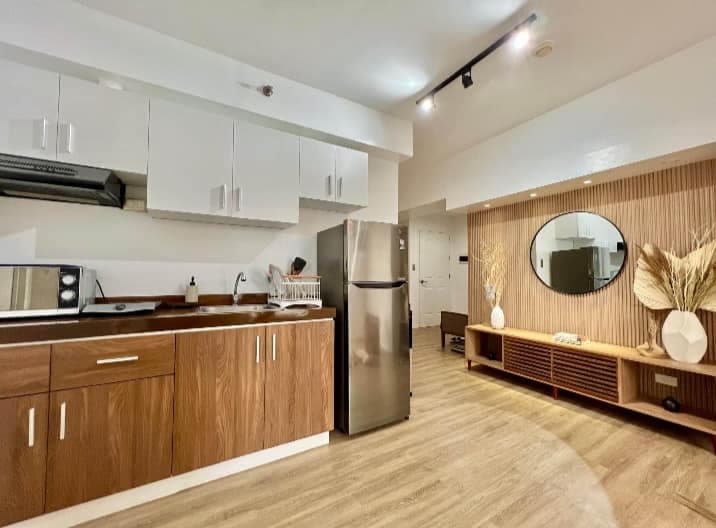 FOR SALE NEWLY RENOVATED FULLY FURNISHED 1 NEDROOM UNIT IN AVIDA TOWER ITPARK CEBU - photo 6