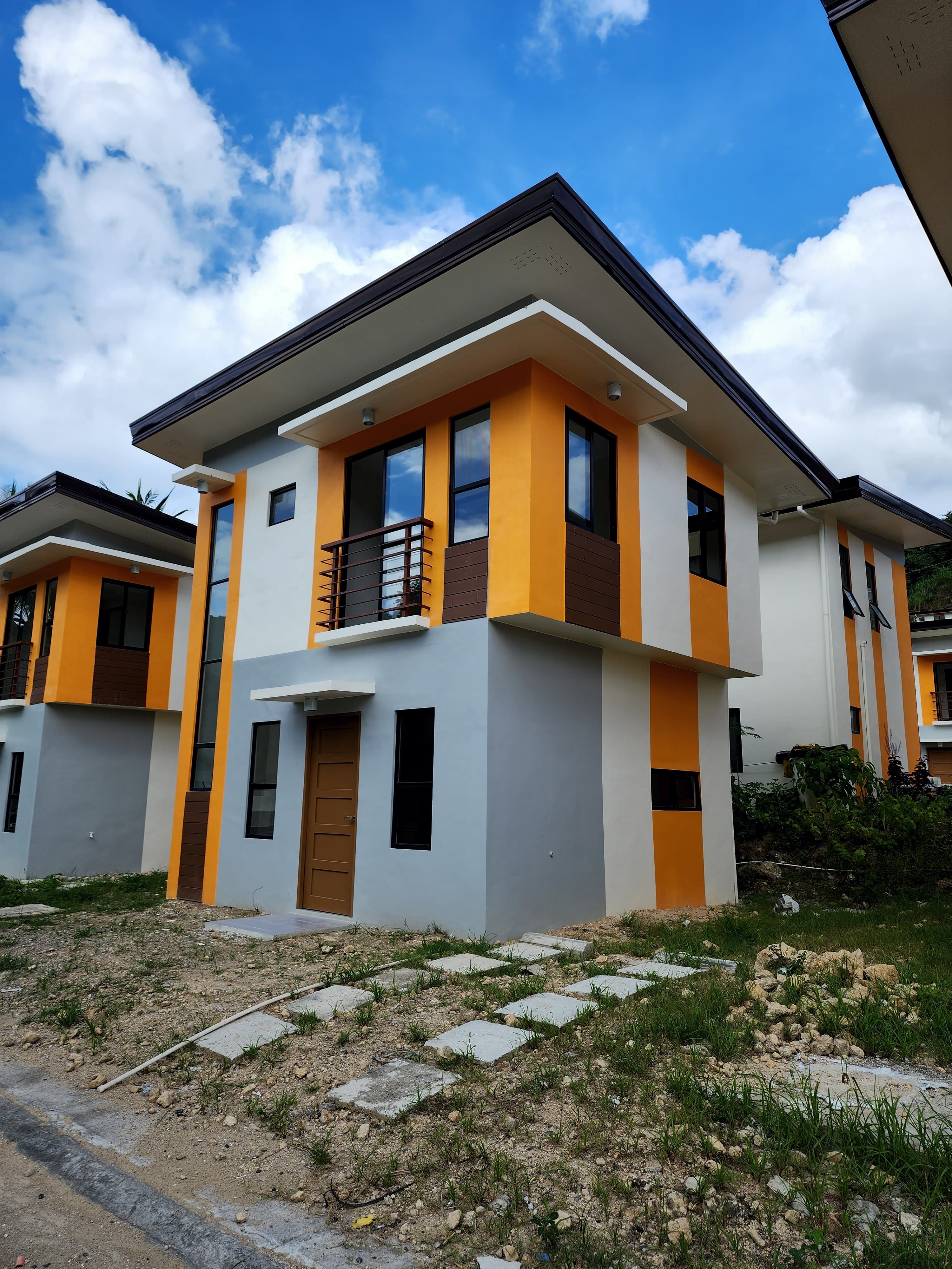 RENT TO OWN BRAND NEW SINGLE DETACHED HOUSE & LOT AT CASA MIRA LINAO EXPANSION PHASE 3, LINAO, MINGLANILLA, CEBU - photo 2