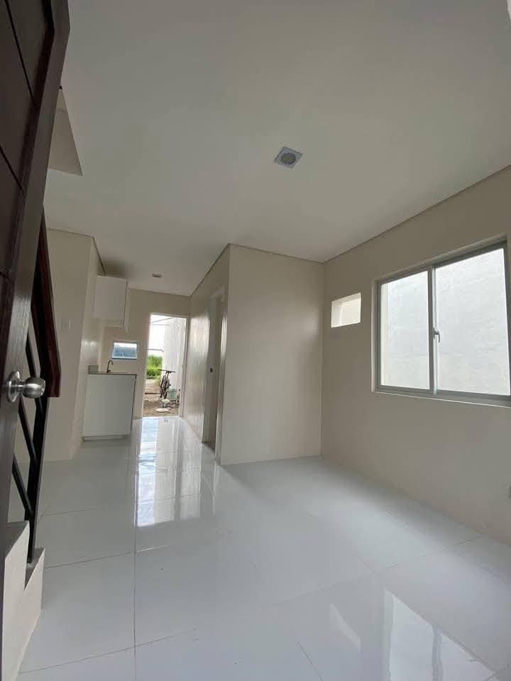 RENT TO OWN! BRAND NEW, RFO SINGLE ATTACHED HOUSE AND LOT at CASA RUFINA SOUTH, BRGY. TALOC, BAGO CITY, NEGROS OCC. - photo 2