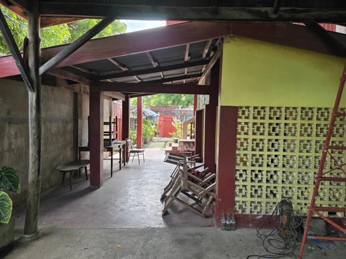 2 STOREY HOUSE AND LOT FOR SALE at CADIZ CITY!! - photo 4