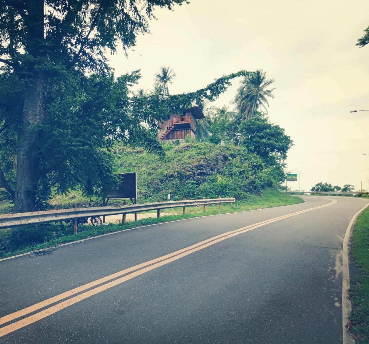 4,934 sqm Prime Lot with Ocean View & Highway Frontage in Badian, Cebu (Near Kawasan Falls) - photo 1