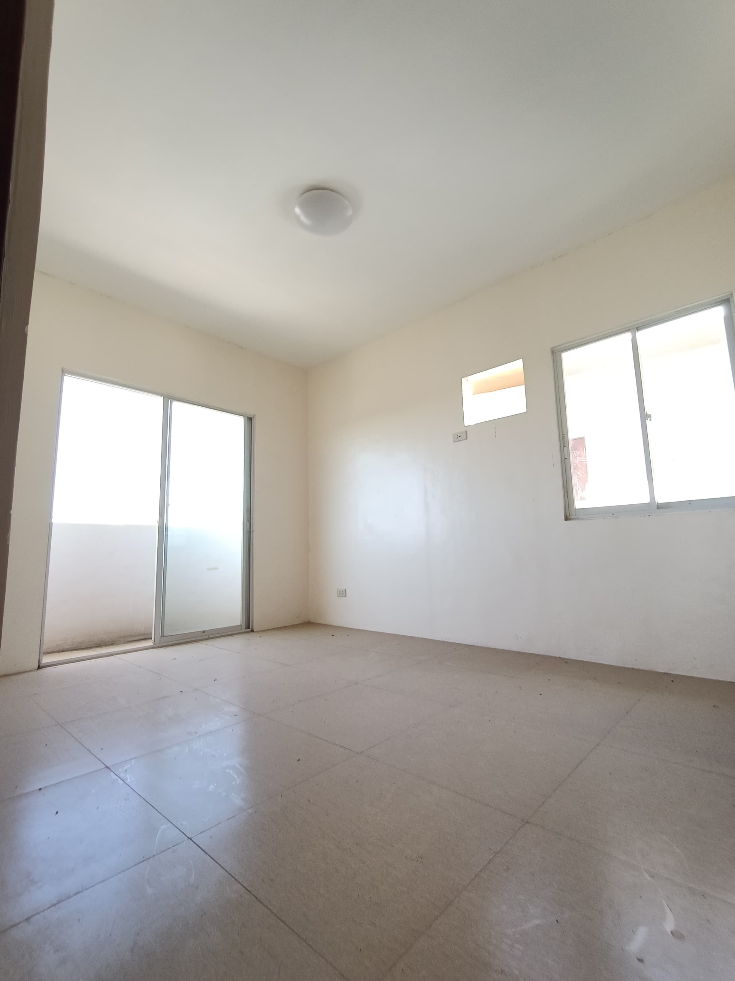 RENT TO OWN Elegant 2-Storey House and Lot in Velmiro Heights, Minglanilla, Cebu! - photo 5