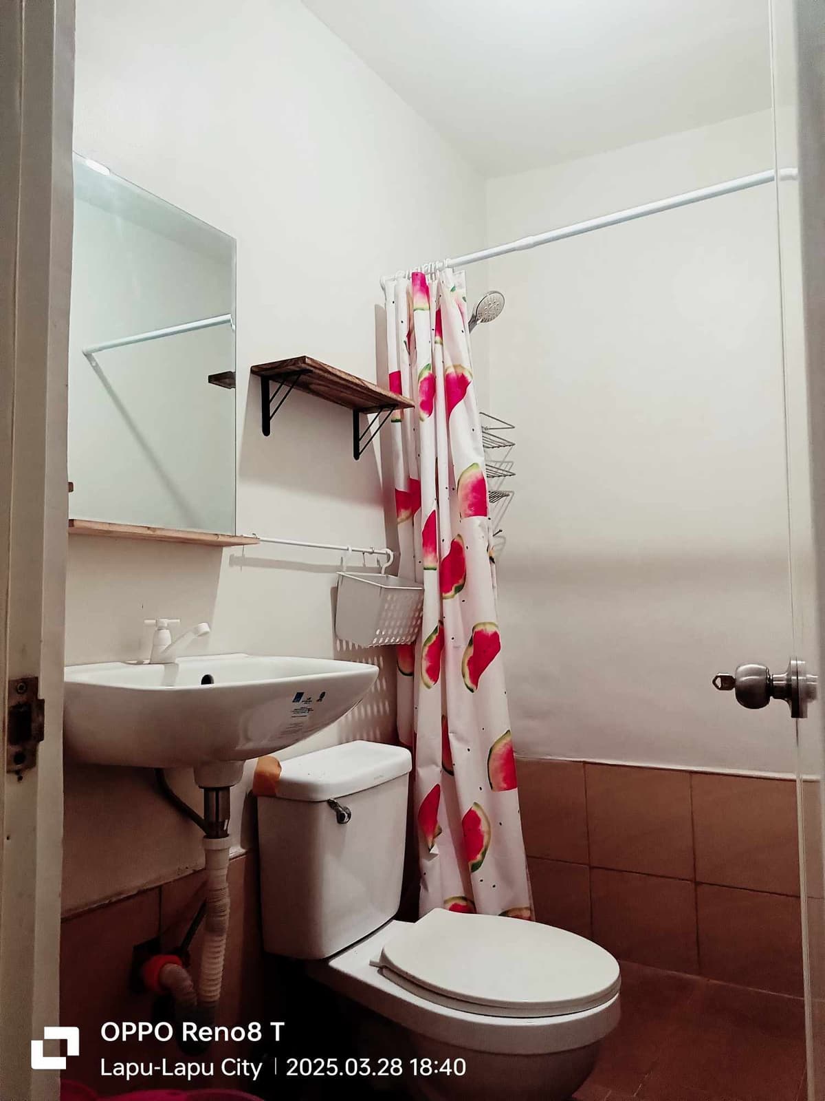 3 Bedroom Townhouse in Beberly Place Mactan Subdivision Agus Lapu Lapu - photo 4