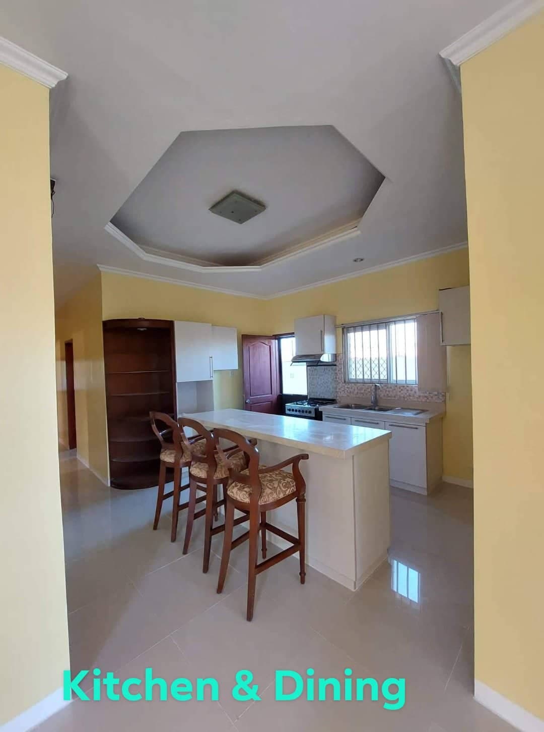 Bungalow House For Sale - photo 4